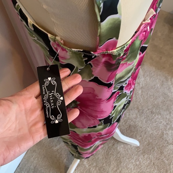 Trixxi Floral Juniors’ Dress - Picture 3 of 4